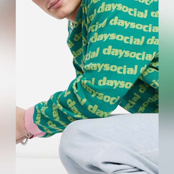 OVERSIZED SWEATER WITH ALL OVER PATTERN IN GREEN - Picture 4 of 4